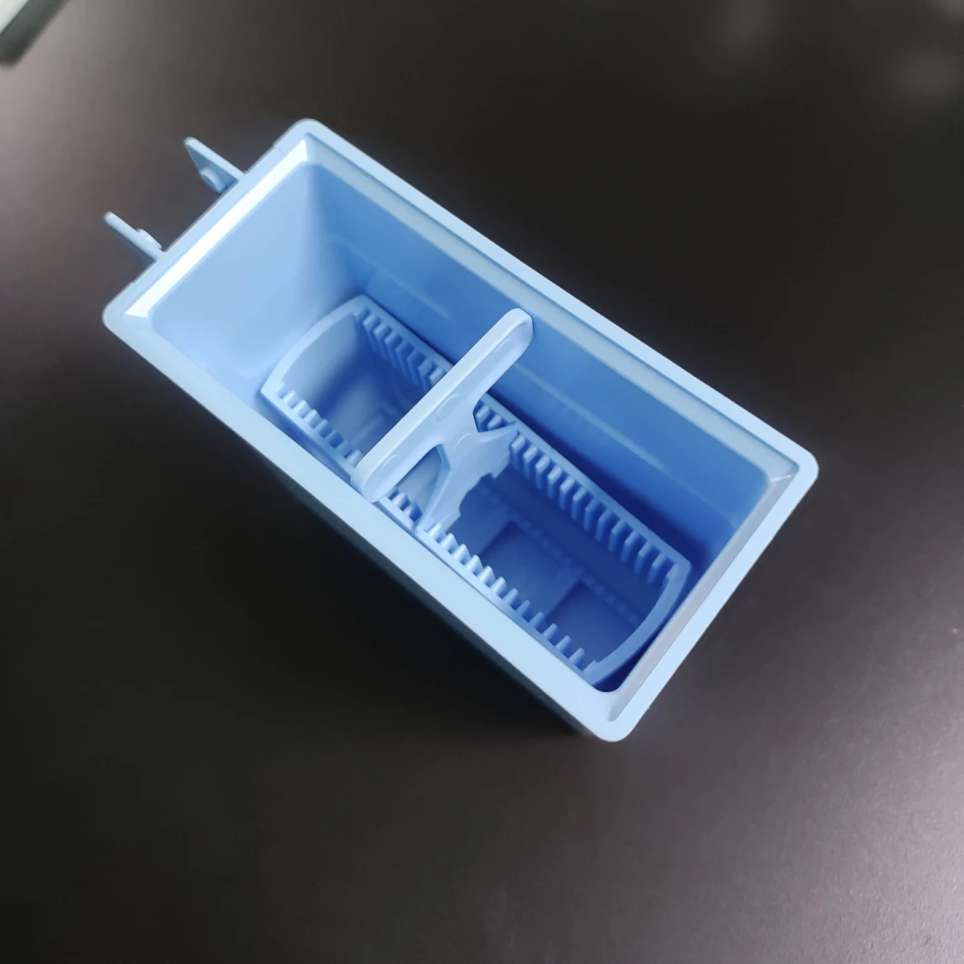 Slide Staining Jar Specially Designed for Manual Operation